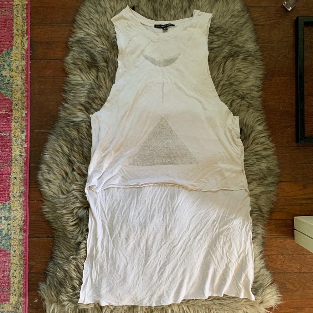 ♡GRAPHIC MUSCLE TEE♡